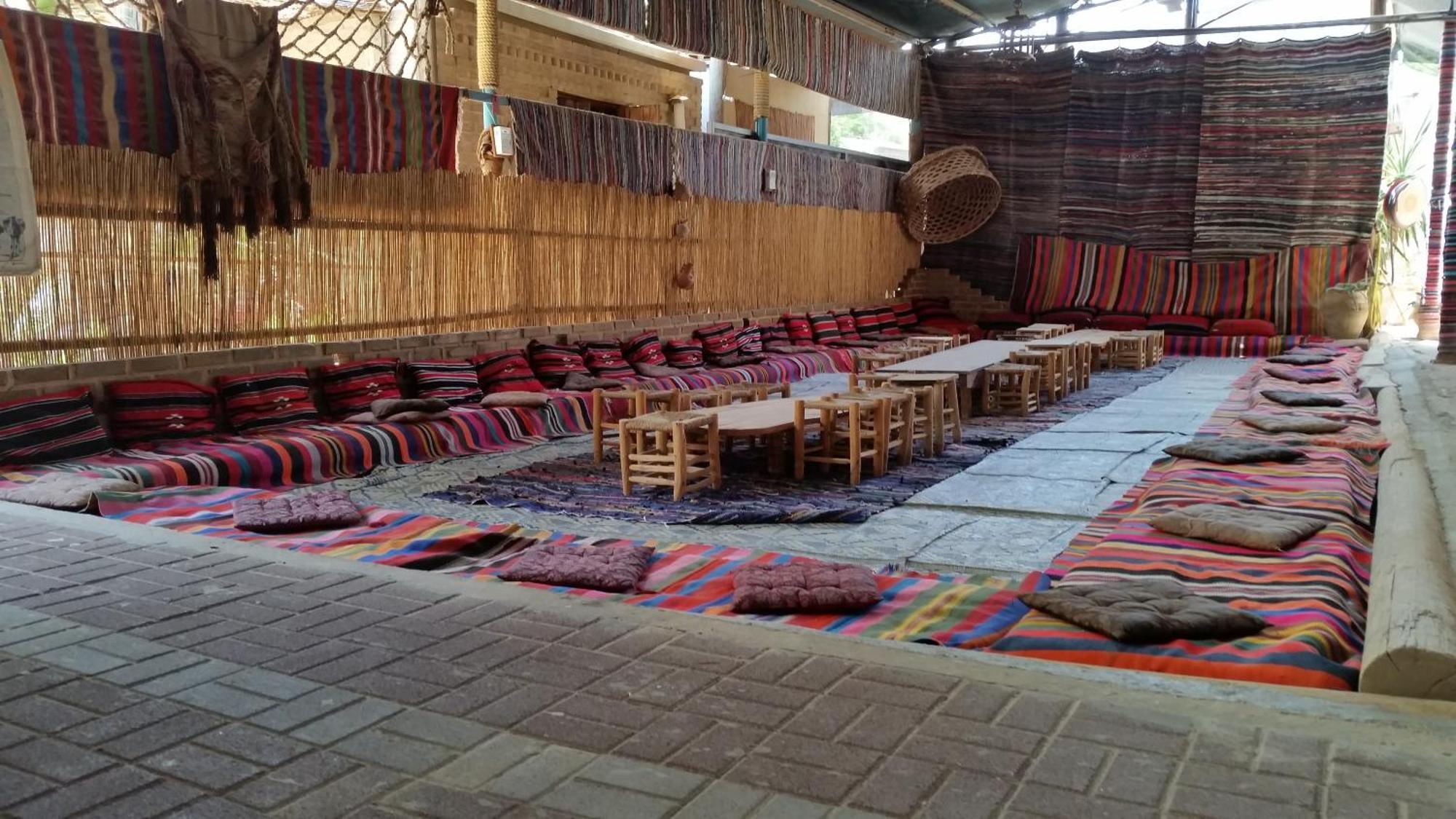 Desert Routes Inn Shvilim ba Midbar Hazeva Bagian luar foto