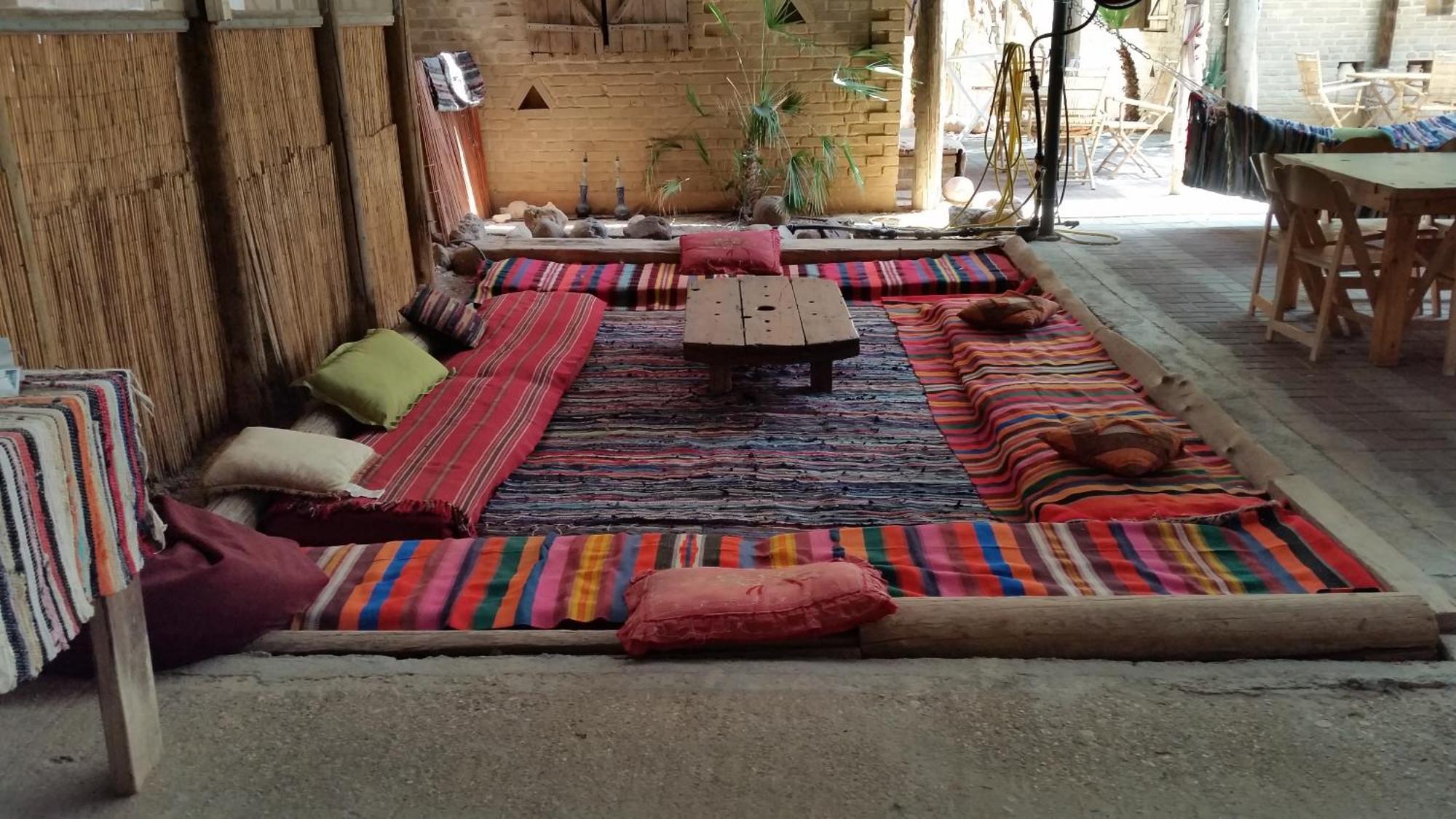 Desert Routes Inn Shvilim ba Midbar Hazeva Bagian luar foto