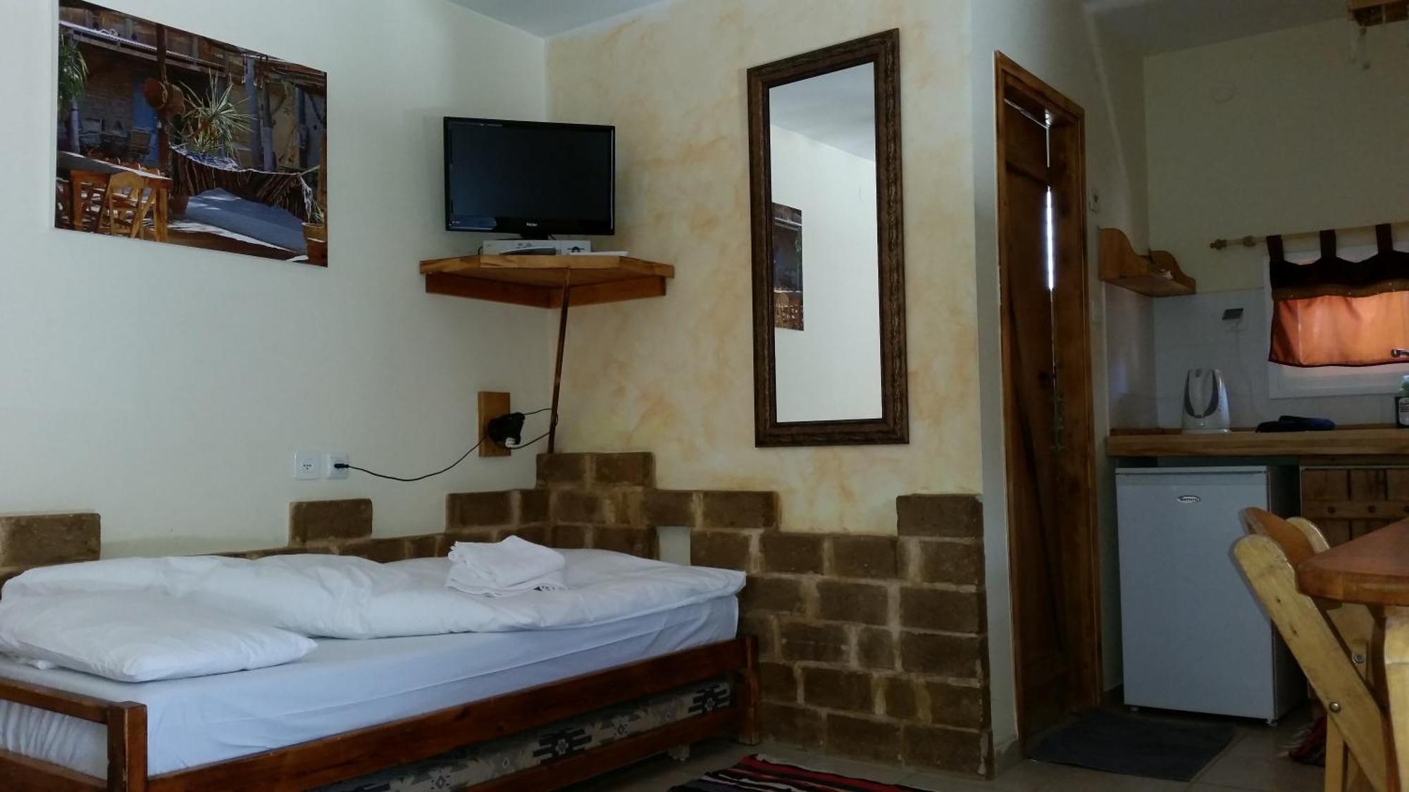 Desert Routes Inn Shvilim ba Midbar Hazeva Ruang foto
